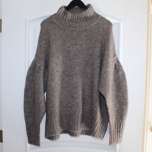 Express sweater (women’s L) (NWT)